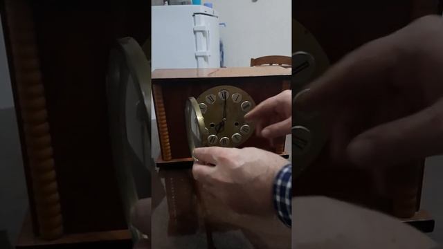 каминные/настольные часы Янтарь смотреть онлайн