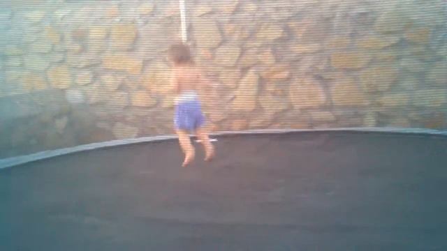Riley trampoline bouncy bouncy смотреть онлайн