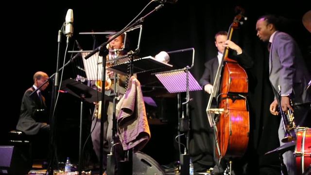 Abram Wilson Quartet @ The Hideaway, Binka Golding - Sax смотреть онлайн