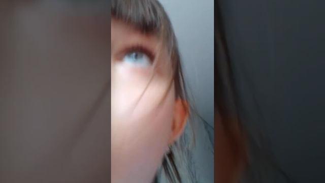 игра--пишешь смайлики а оно тебе показывает что они значат пример:👤💗-- Я тебя люблю смотреть онлайн