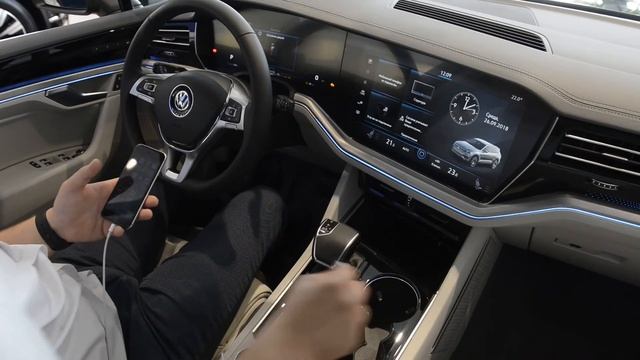 Volkswagen Touareg смотреть онлайн