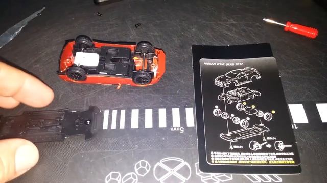 Nissan Skyline R35 2017 1:60 Wind up miniture car from Taiwanese 7-11 смотреть онлайн