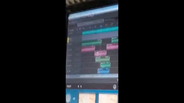 Нехудожник. - Шорохи Сторис от 09.08.20 [track demo] смотреть онлайн