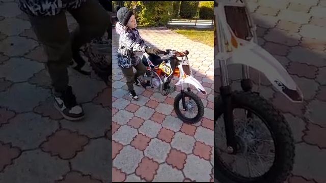 как завести детский питбайк Kayo ts 90. смотреть онлайн