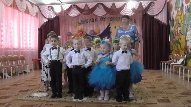 Полет на "ковре - самолете". смотреть онлайн