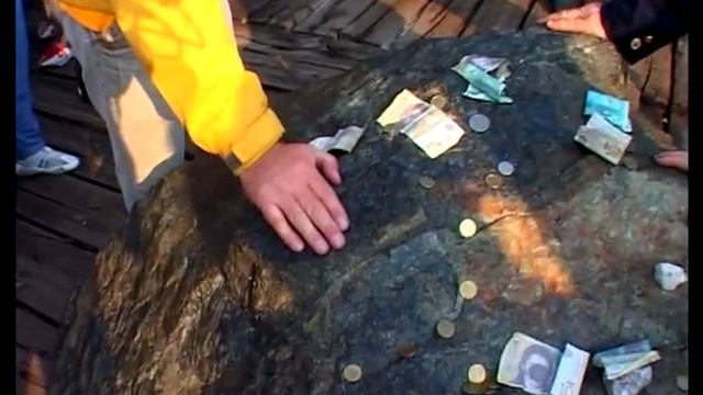 Шарганская воссмерка и деревня Кустурицы в программе Их нравы смотреть онлайн