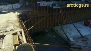 Шпунтовое ограждение котлована из шпунта Ларсена с распорами