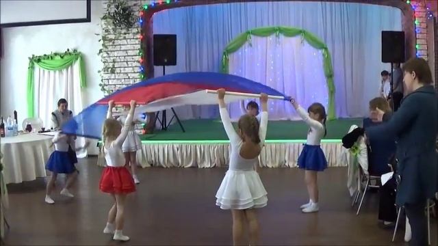 Танец Триколор смотреть онлайн