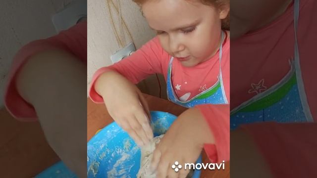 ВЕРОНИКА ГОТОВИТ БЕЛЯШИ смотреть онлайн