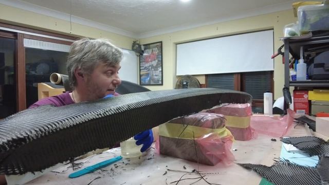 Making Carbon Parts Without A Mold!! NSX Rear Light Cover Panel For @tegiwa Using Carbon Skinning.