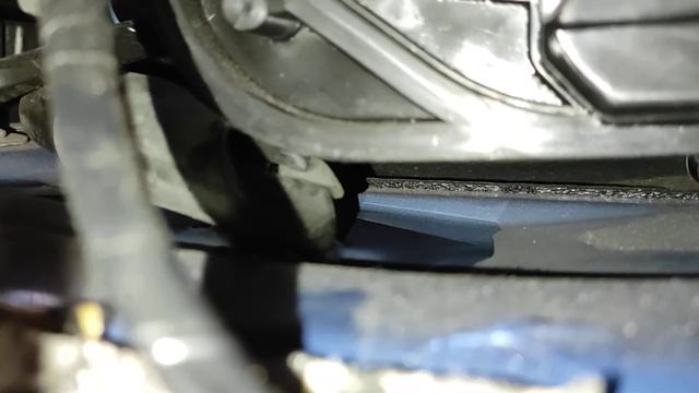 Рено Логан 2 (2016 г.в) конденсат кондиционера течёт в салон