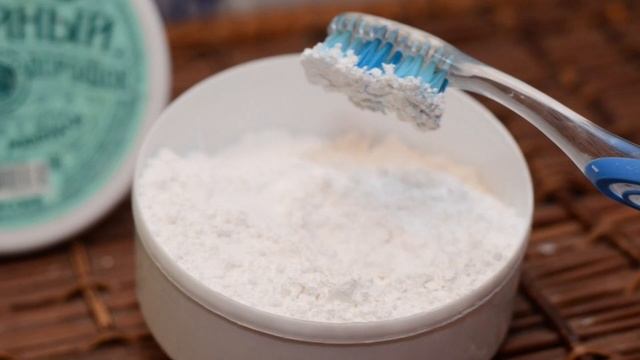 Лайфхак для всех! Это спасет вашу обувь: она будет сверкать – эти средства есть у каждого! смотреть онлайн