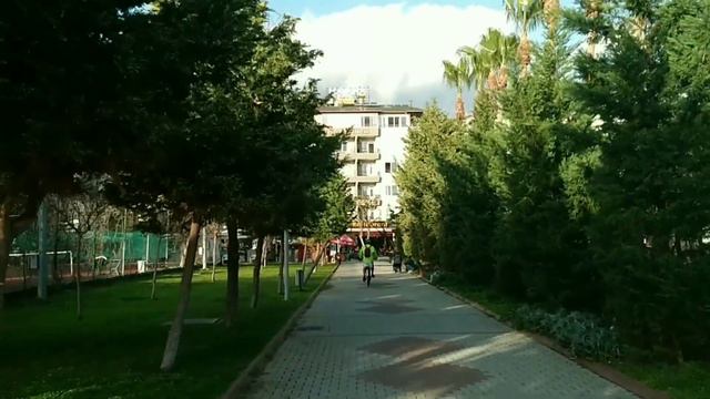 🇹🇷 Белорусы в Алании. Обстановка и настроение весной. смотреть онлайн