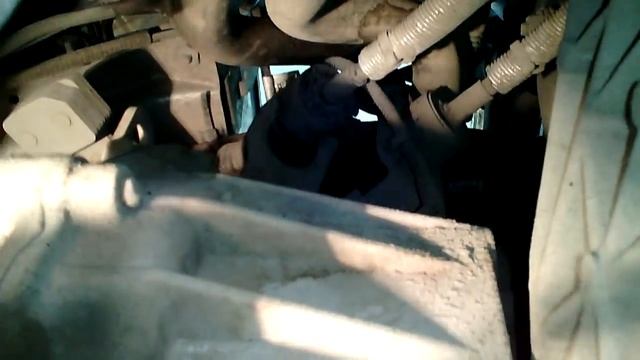 ЛАДА Гранта - Замена сцепления (Тросиковый привод мкпп, нюансы) смотреть онлайн