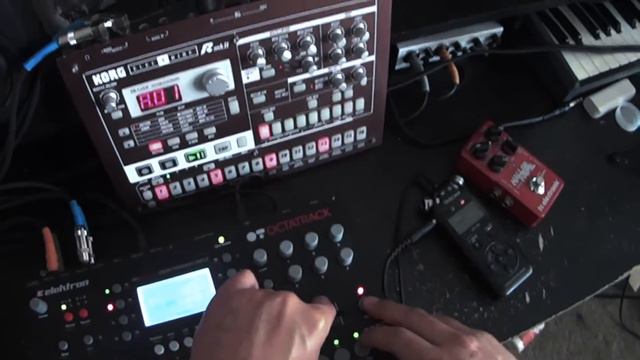 Elektron Octatrack + Korg ER-1 MK.II = A_ (Improvised DubHouse) смотреть онлайн