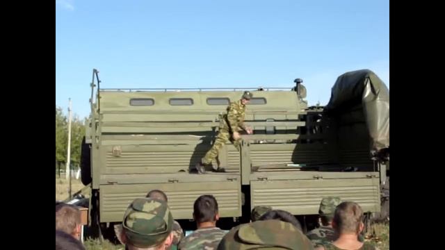 Хаус сапог в карауле... смотреть онлайн