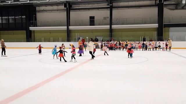 Новогодняя сказка на льду 2019-2020 смотреть онлайн