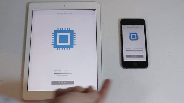 iPad Air -vs- iPhone 5s Benchmark Test (Geekbench 3 + Power On/Off) смотреть онлайн