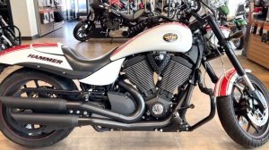 Victory Hammer 106 2011 red