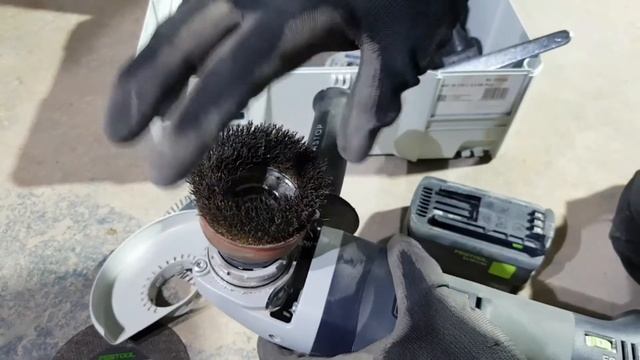 Festool Cordless Angle Grinder AGC 18-125 Features Video by Tibby Singh смотреть онлайн