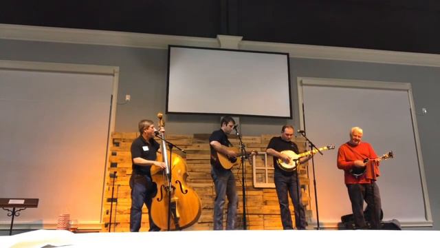 Foggy Mtn Breakdown- The Doug Flowers Bluegrass Band смотреть онлайн