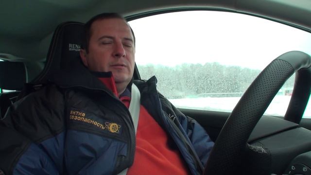 Что нужно иметь в авто при езде зимой смотреть онлайн