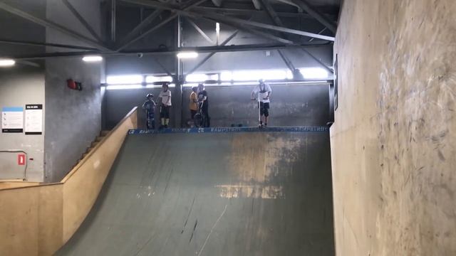 попробовал ФЛИП ВИП но все пошло не по ... смотреть онлайн