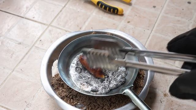 Колбаса гриль с расплавленным алюминием смотреть онлайн