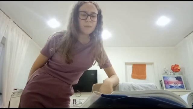 1 класс VS 11 класс/1 сентября/скетч? смотреть онлайн