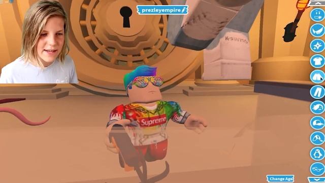 How to CRACK the VAULT in Roblox Adopt Me! New Adopt Me Roblox Pet Shop *UPDATE* смотреть онлайн