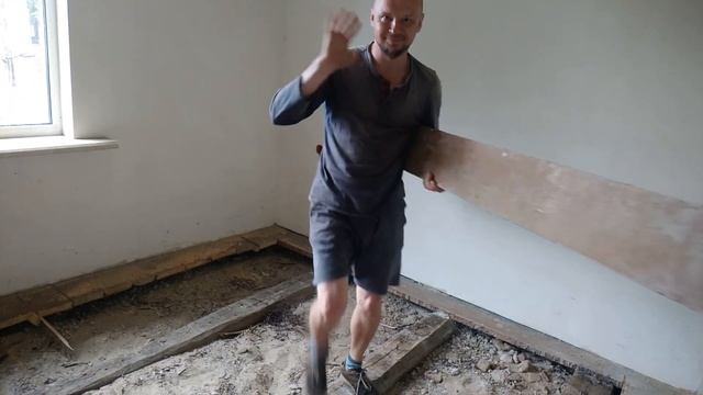 New floor. Стяжка. Вскрываем полы. Serhulya TV смотреть онлайн