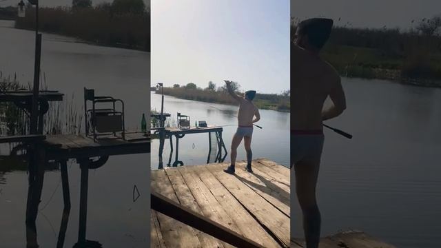 Прикол на рыбалке | Танец рыбака | #fishing #spinning #fish #рыбалка #trending #tiktok #щука #карас смотреть онлайн