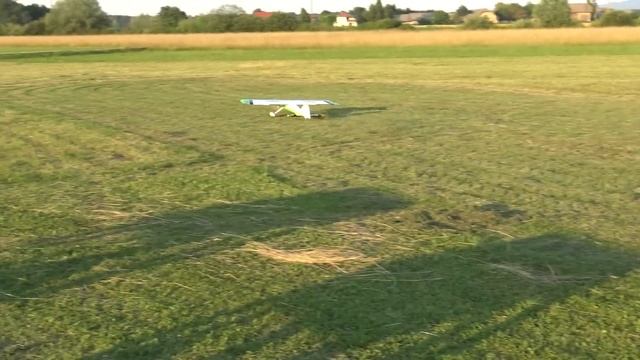 GIANT 2m Hangar 9 Ultra Stick with Turnigy TP31-T 31cc Twin Cylinder Gas Engine Maiden flight смотреть онлайн
