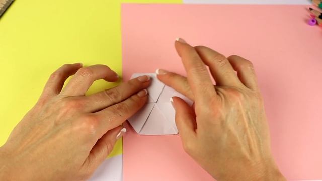 DIY НОВОГОДНЯЯ БЕСКОНЕЧНАЯ ОТКРЫТКА 3 в 1 Игрушка из бумаги своими руками смотреть онлайн