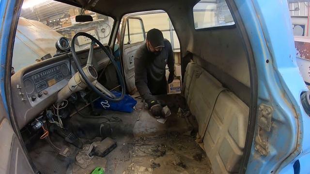 Will it Road Trip?!? 1966 Chevrolet K20 Factory 4x4! Brakes, fuel tank and cooling system upgrades! смотреть онлайн