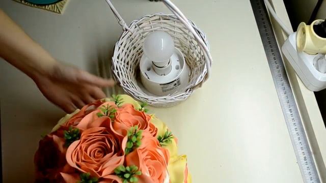 МК бесплатный, ночник "Корзина с розами" из фоамирана смотреть онлайн