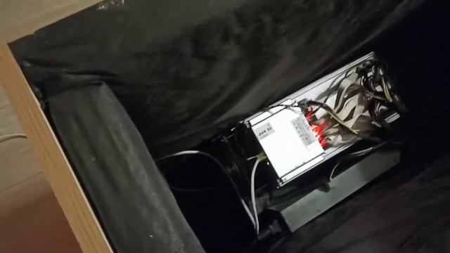 АСИК L3+ в квартирном шумобоксе, можно рядом спать смотреть онлайн
