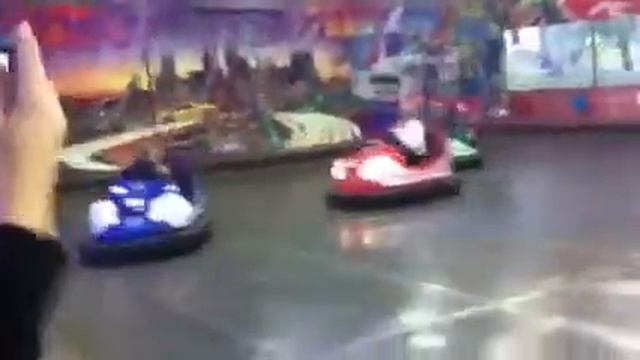 Машинки в парке маяковского смотреть онлайн