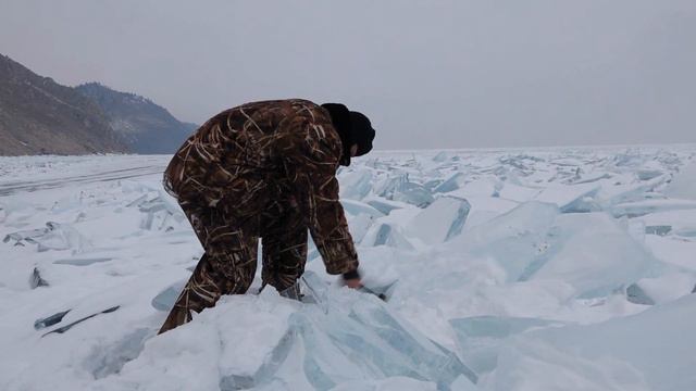 Лёд Байкала 2018, скоро ... смотреть онлайн