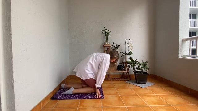 Упражнение от боли в спине и для растяжки смотреть онлайн