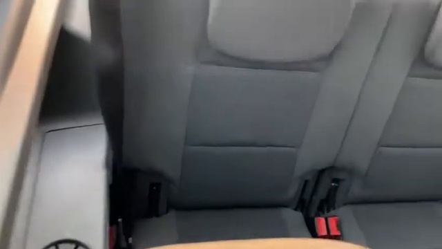 (Aug 2011) Volkswagen Touran 1.4A TSI смотреть онлайн