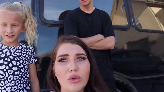 ARGUING in front of my FAMILY to see how they REACT! *really awkward* смотреть онлайн