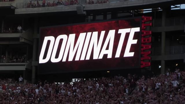 Alabama Crimson Tide coming out of the Tunnel!! смотреть онлайн