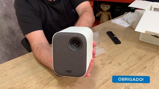 Xiaomi Mi Smart Compact Projector Mijia SJL4014GL - Unboxing do Projetor смотреть онлайн