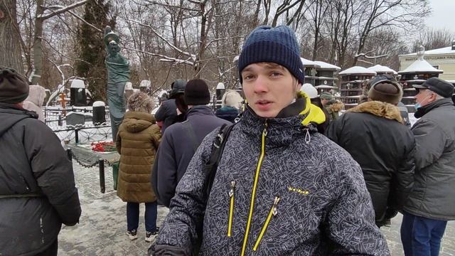 Молодежь слушает Высоцкого смотреть онлайн