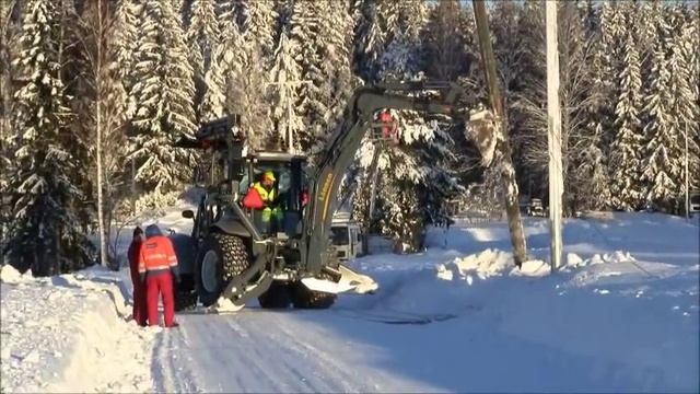 Lännen 8600G L190 - Установка металлических опор ЛЭП смотреть онлайн