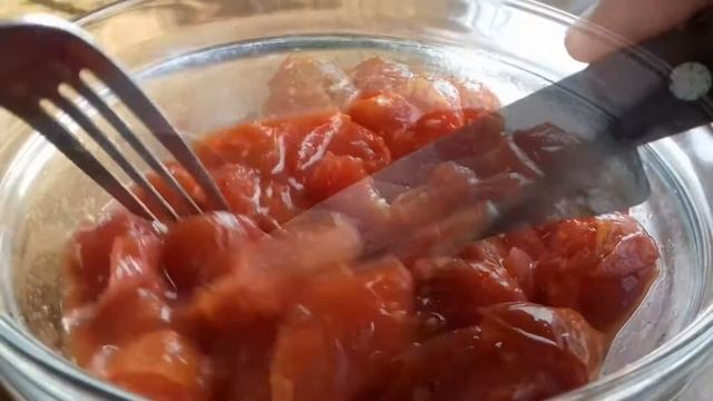 Холодный томатный суп/ Быстро, вкусно, просто/Кухонные дела Надежды #томатный_суп смотреть онлайн