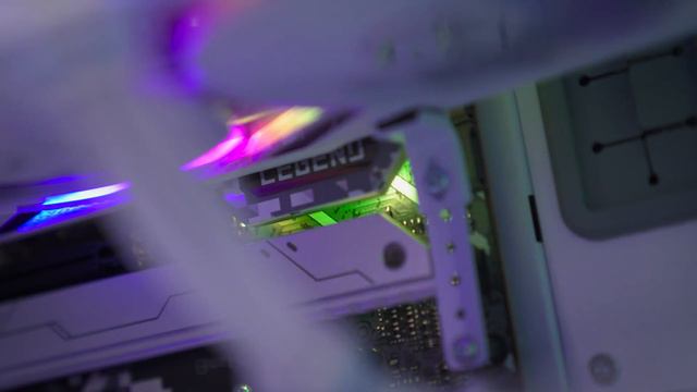 Работилницата | 4K AMD WHITE PHANTOМ Конфигурация