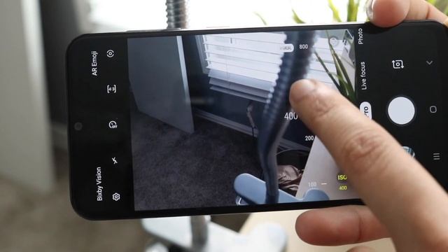 Samsung Galaxy A50 In 2022! (Review) смотреть онлайн