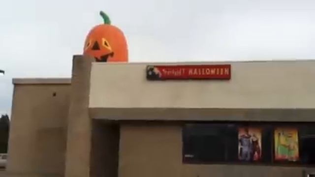 США...HALLOWEEN в Америке..Магазин УЖАСТИКОВ...SPOKANE WA.